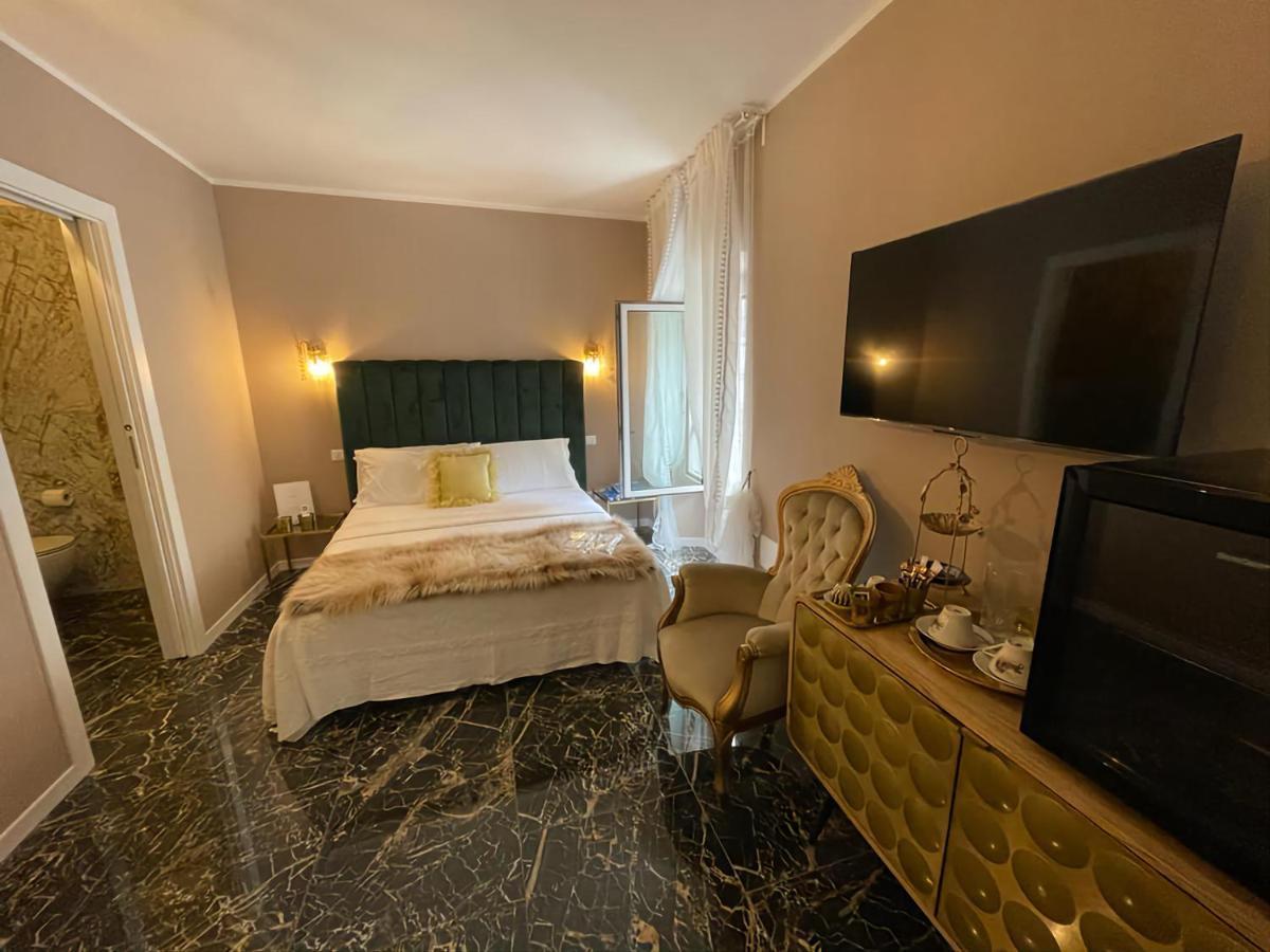 Prestige Suite Via Romagnoli Сирмионе Екстериор снимка